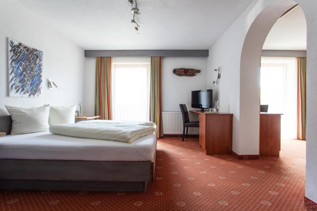 Ferienhotel Bergland Арцль  Экстерьер фото